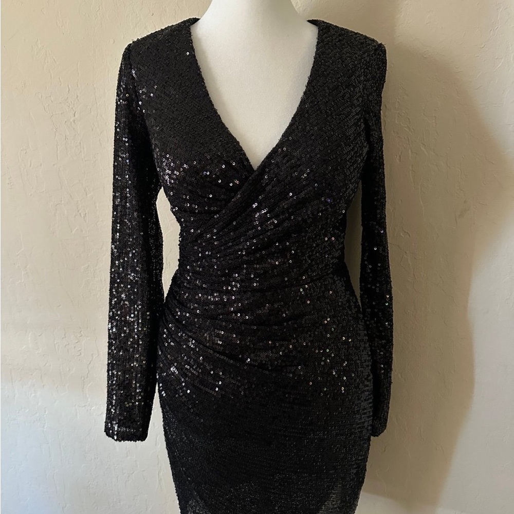 Vintage Black sequin Long Sleeve V-Neck Dress